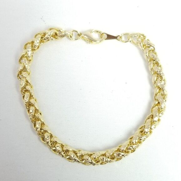 Vintage Gold Tone Chain Bracelet, 7 Inches Long, Unsigned, Stacking Minimal - Picture 6 of 8